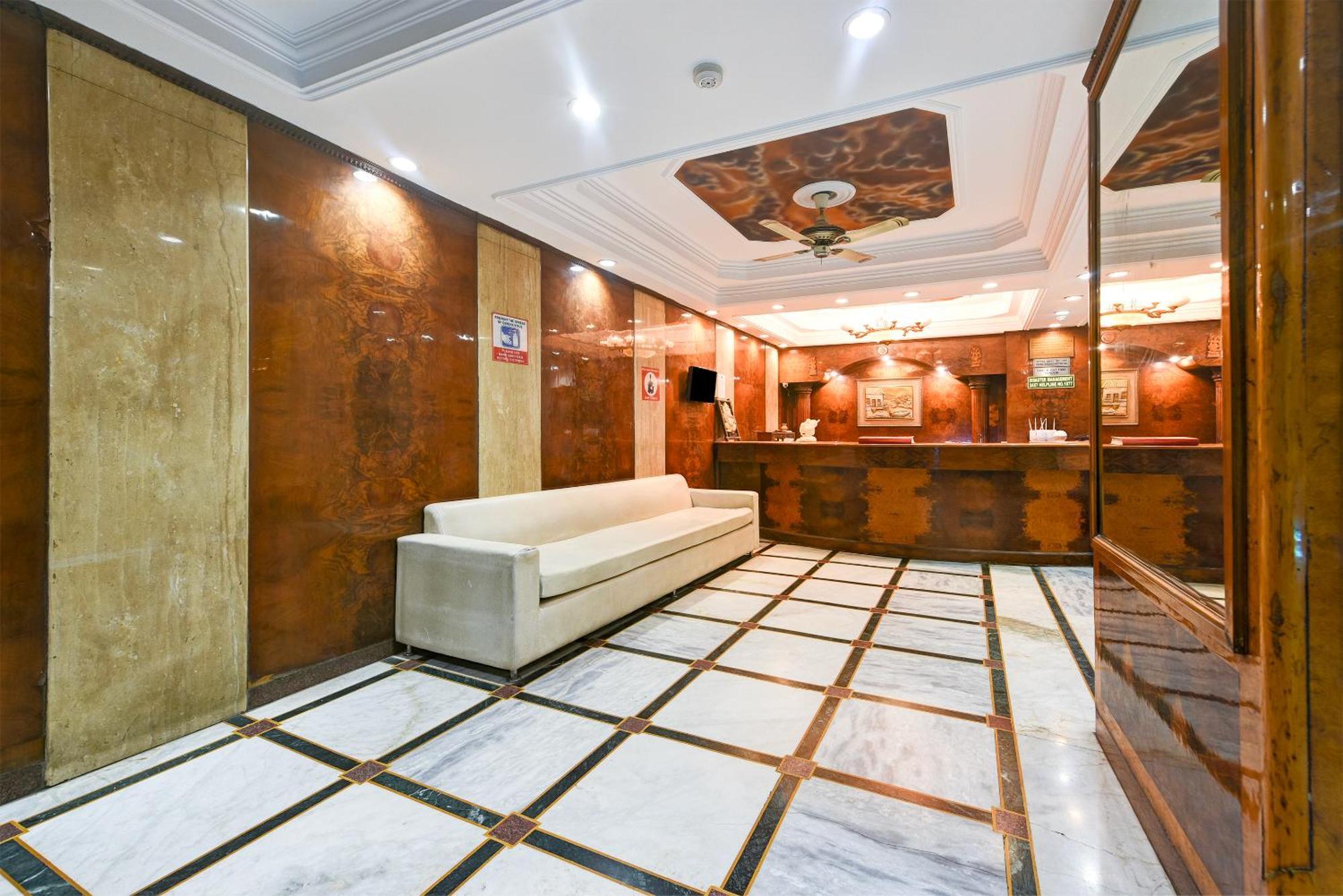 Hotel Geet Deluxe New Delhi Exterior photo